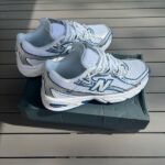 New Balance 740 Authentique disponible