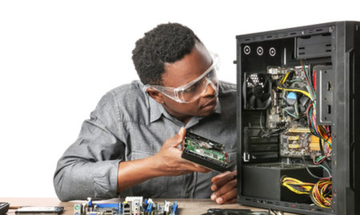 maintenance-informatique-electronique.png Maintenance Informatique Électronique – Image 1