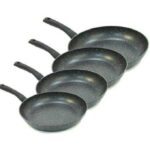 Set de 4 Poêles en pierre strong line marque itali dimension : 20, 24, 28, et 32 cm