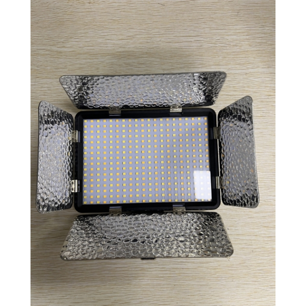 LED-378A-1 Éclairage LED Professional LED-378A LED-378A – Image 1