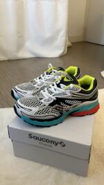 Baskets Saucony Progrid Omni 9 – Image 2